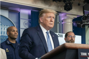 边境墙让美国更安全-特朗普参加边境安全的圆桌会议开场（中英文字幕视频）